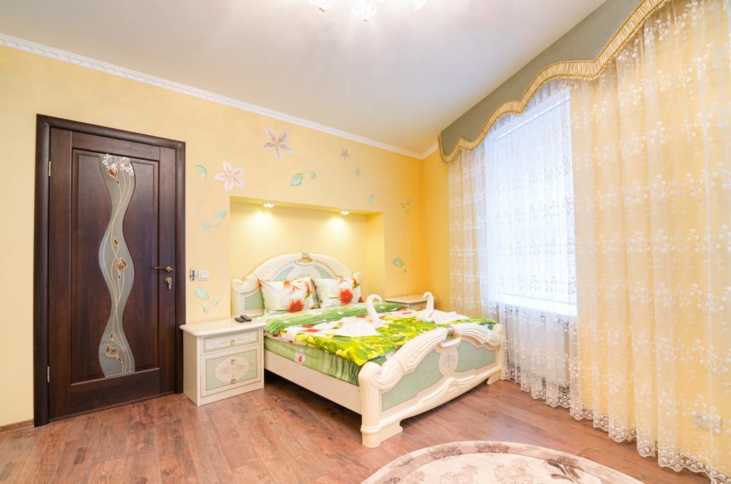 Alfa Apartments Lysenka 11 Lviv Exteriör bild
