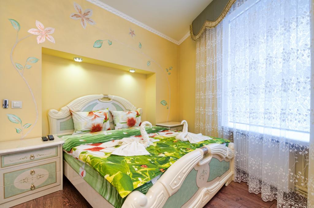 Alfa Apartments Lysenka 11 Lviv Exteriör bild